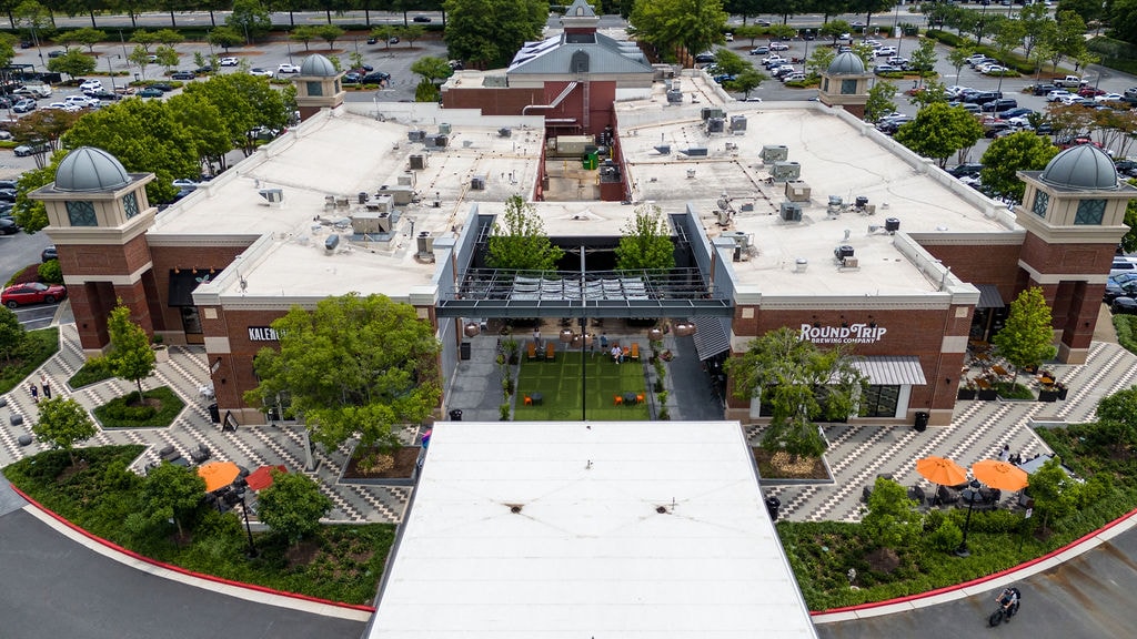 East Cobb Avenue dining and restaurants